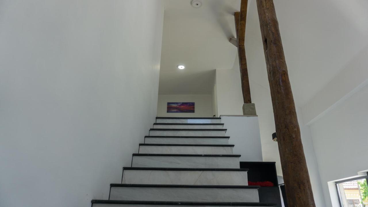 Casuta Din Drumul Muntelui Dragus ภายนอก รูปภาพ